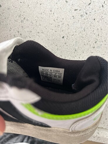 30 Beden Adidas ayakkabı