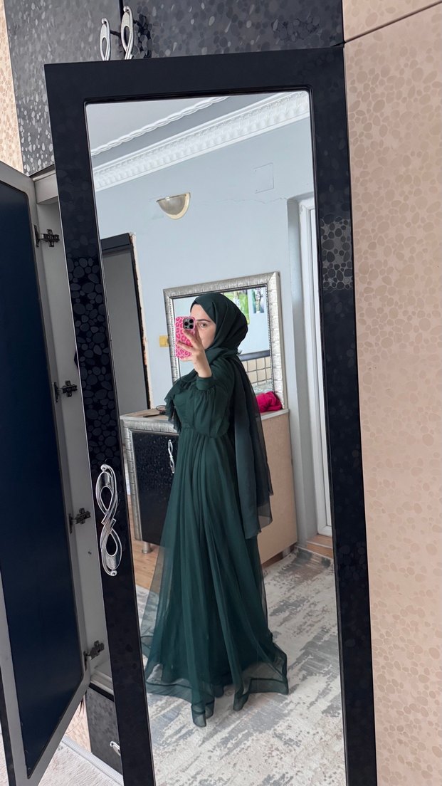 Uzun Kol Drapeli Yeşil Tesettür Abiye Elbise - Görsel 2