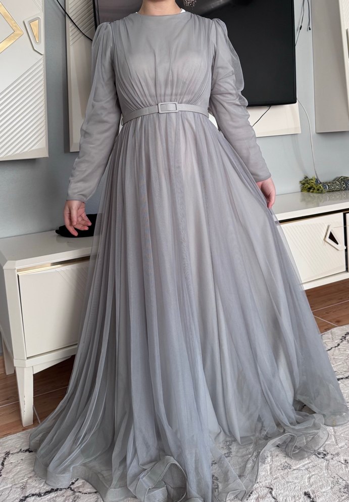 Gri Uzun Drapeli Kadın Abiye Elbise - Görsel 3