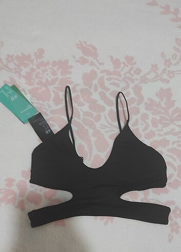 m Beden Bikini Üstü