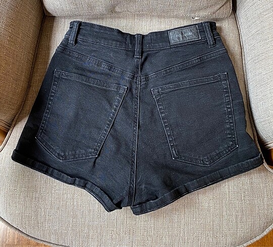 s Beden Pull & Bear kot şort.