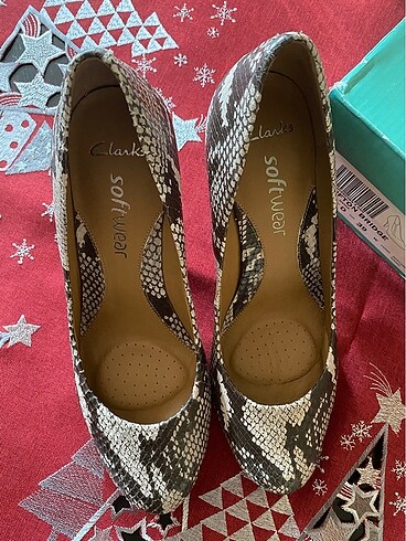 Clarks deri ayakkabı .