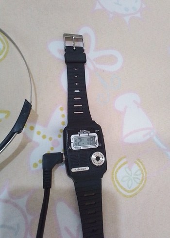 Dünya radyosu özellikli radyolu kol saati - Görsel 3