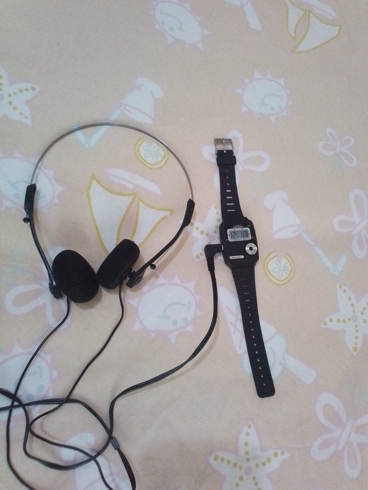 Dünya radyosu özellikli radyolu kol saati - Görsel 2