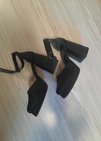 Versace topuklu ayakkabı - Görsel 8