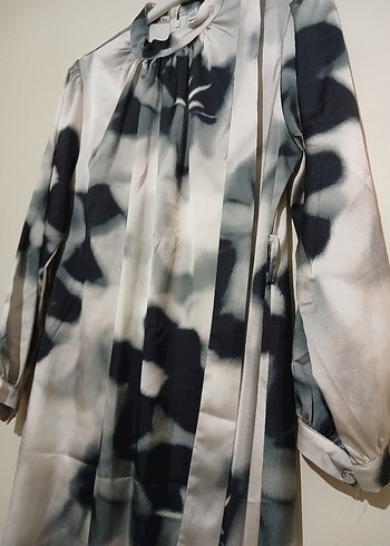 Batik Desenli Uzun Kadın Elbise - Görsel 4