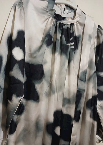 Batik Desenli Uzun Kadın Elbise - Görsel 3