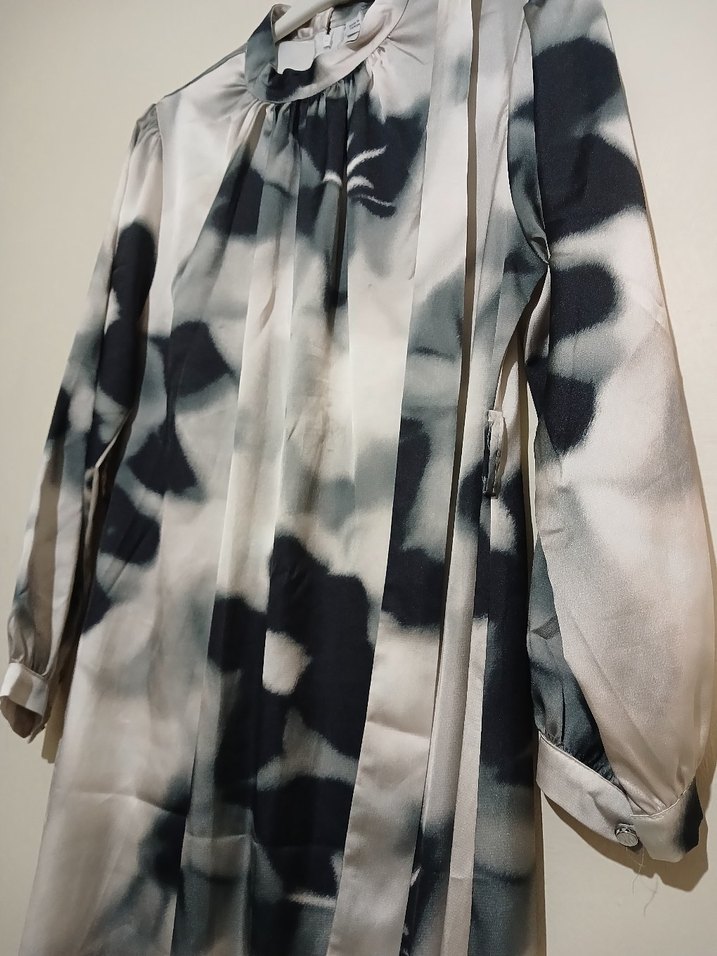 Batik Desenli Uzun Kadın Elbise - Görsel 4