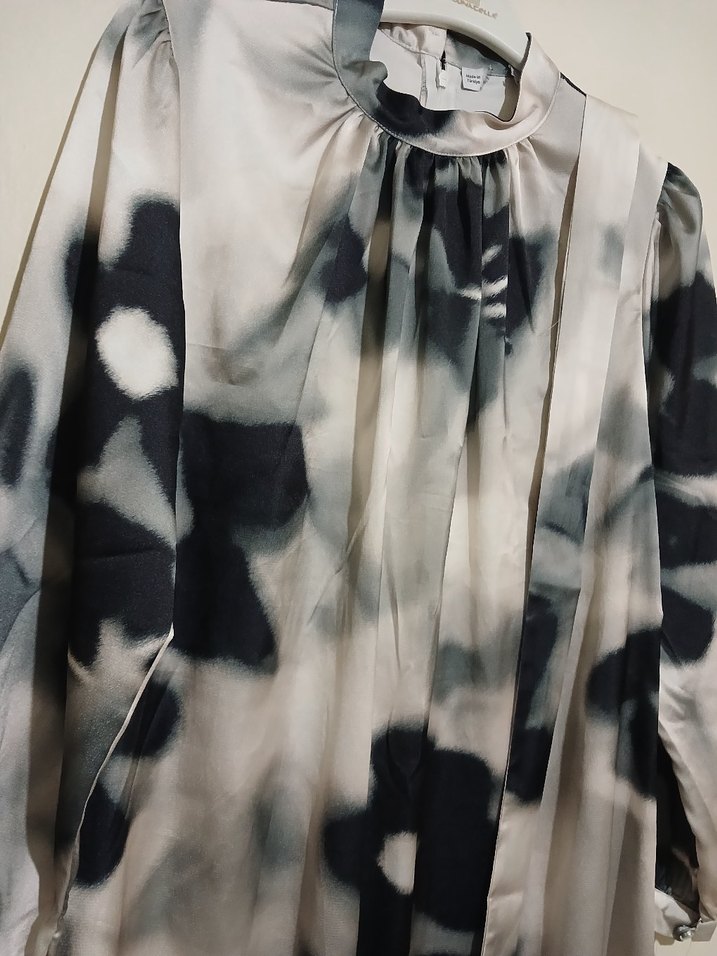 Batik Desenli Uzun Kadın Elbise - Görsel 3