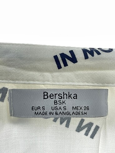 s Beden çeşitli Renk Bershka Gömlek %70 İndirimli.