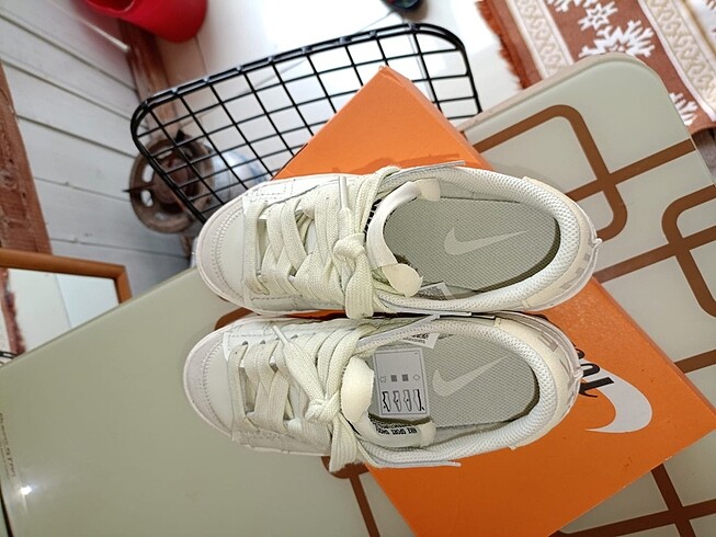 38,5 Beden NİKE BLAZER LOW JUMBO