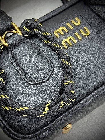  Beden Miu Miu