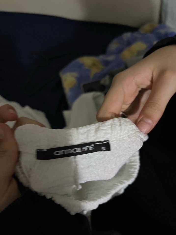 Beyaz Keten Bol Kesim Pliseli Kadın Pantolon - Görsel 2