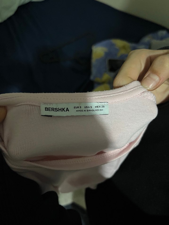 Pembe Kısa Kollu Büzgülü Crop - Görsel 2