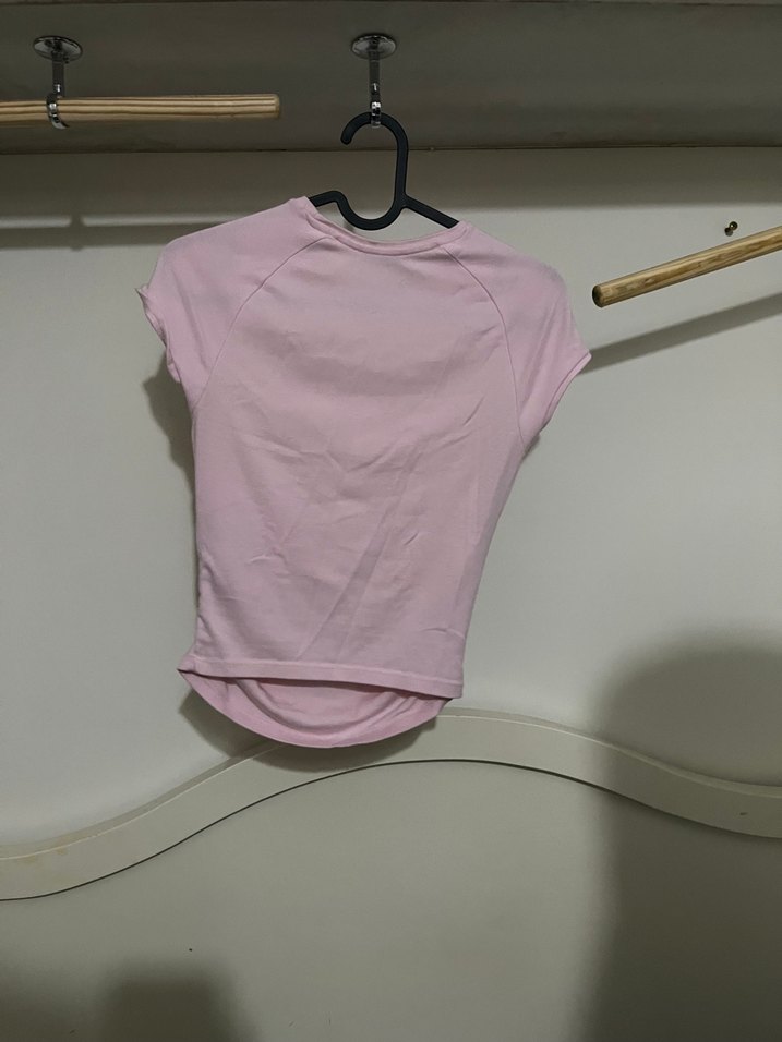 Pembe Kısa Kollu Büzgülü Crop - Görsel 3