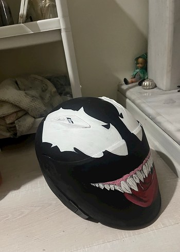 Venom el yapımı Motor kaskı - Görsel 3