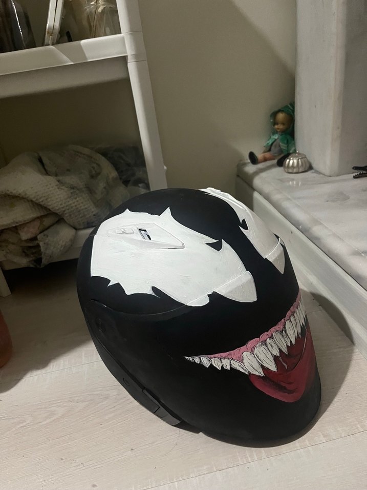 Venom el yapımı Motor kaskı - Görsel 3