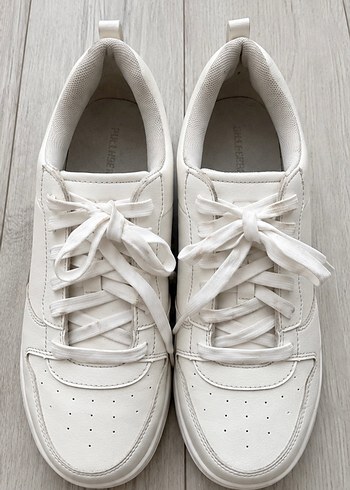 Pull and Bear Orijinal Beyaz Sneaker