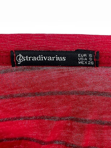 s Beden kırmızı Renk Stradivarius T-shirt %70 İndirimli.