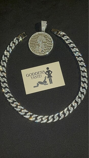 Dolar cuban chain