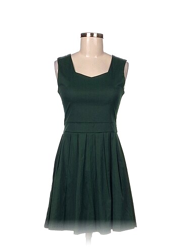 Zara Kısa Elbise %70 İndirimli.