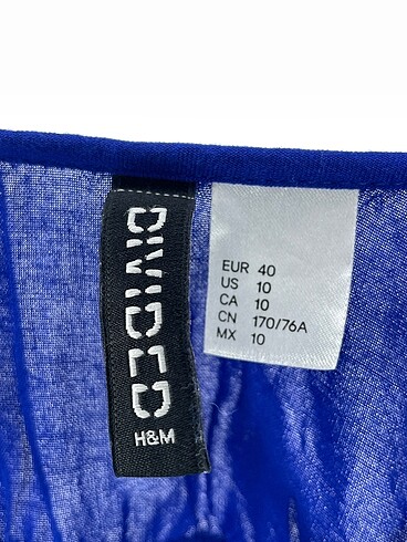 40 Beden mavi Renk H&M Kısa Tulum %70 İndirimli.