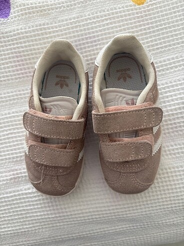 Adidas Adidaz gazelle çocuk ayakkabısı (23 numara)