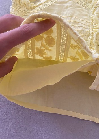 Zara Sarı Nakışlı Kız gömlek bluzu