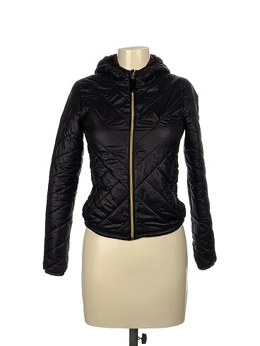 Bershka Mont %70 İndirimli.
