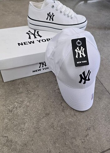 39 Beden New York Ayakkabı ve Şapka