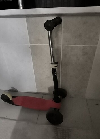 Beden kırmızı Renk Decathlon scooter