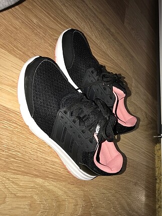 Adidas Orjinal spor ayakkabı