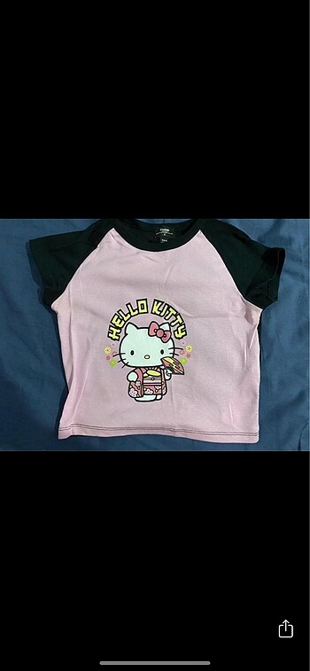 Hello Kitty Crop