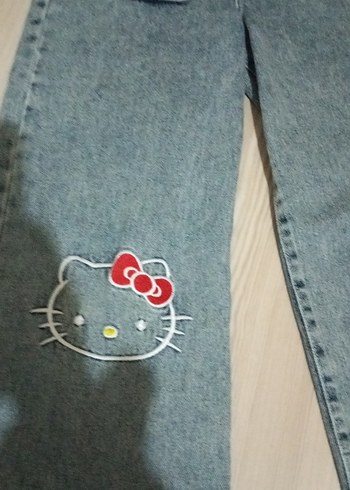 Nakışlı Mavi Geniş Paça Kadın Jean - Görsel 2