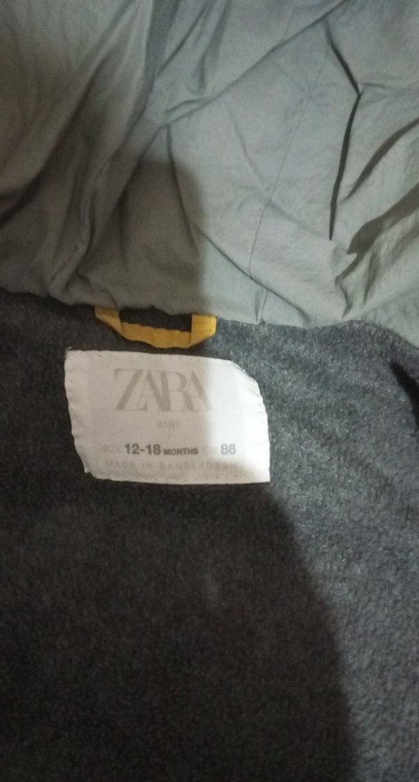 Sarı Kapüşonlu Fermuarlı Erkek Çocuk Yeleği - Görsel 4