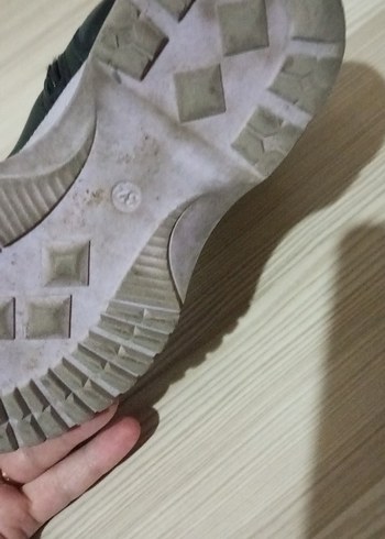 Siyah Bağcıklı Rock Tarzı Kadın Bot - Görsel 5