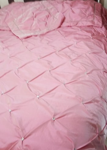 Nakışlı Pembe Yatak Örtüsü - Görsel 3