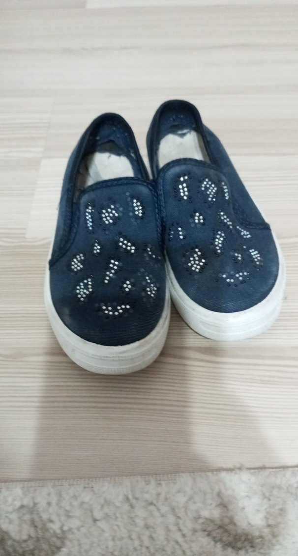 Kadın Gri Nakışlı Ve Payetli Spor Ayakkabı - Görsel 2