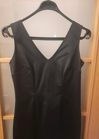 Siyah V Yakalı Midi Ofis Elbisesi - Görsel 2