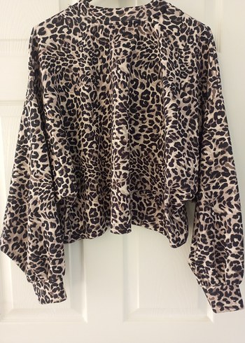 Bershka Leopar Desenli Balon Kollu Bluz