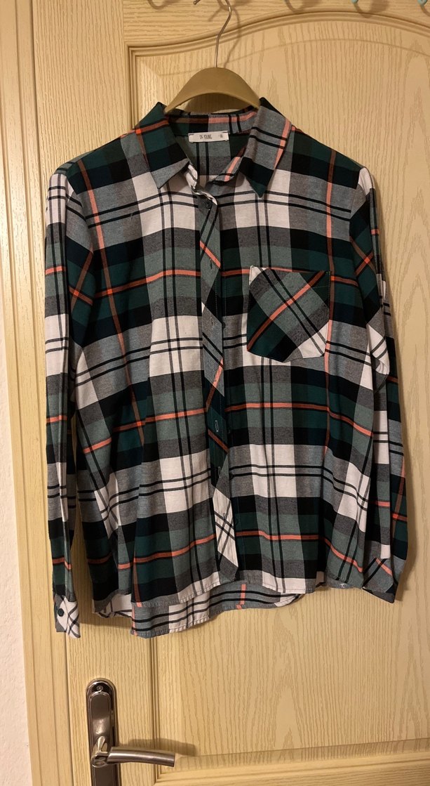 Düğmeli Kareli Uzun Kollu Kadın Gömlek - Görsel 4