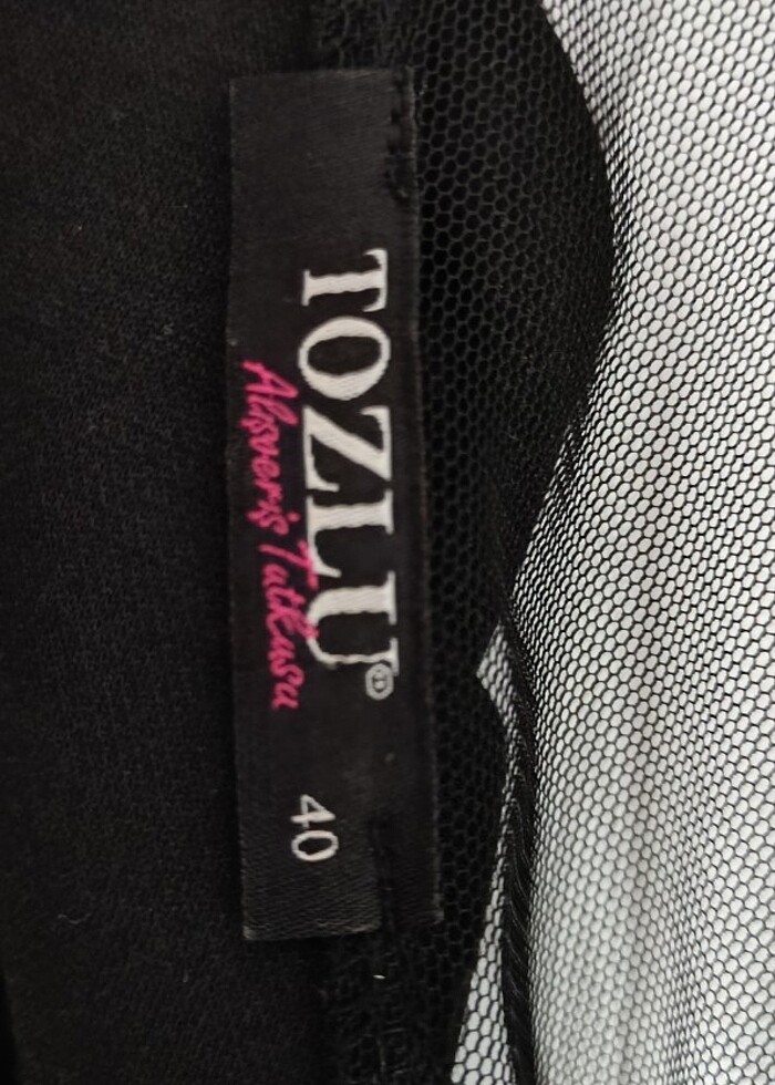 Sırtı Açık V Yaka Siyah Elbise - Görsel 3