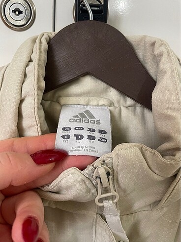 Adidas Mont