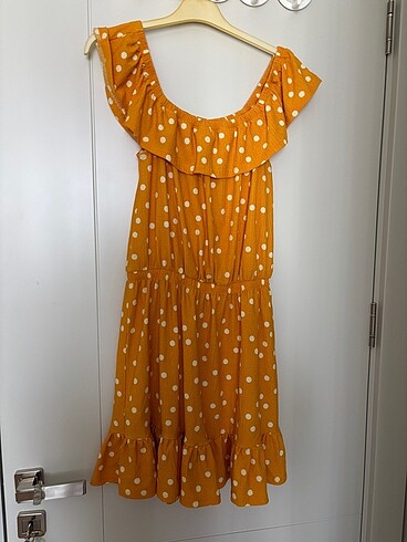 Omuz detaylı elbise - Görsel 3