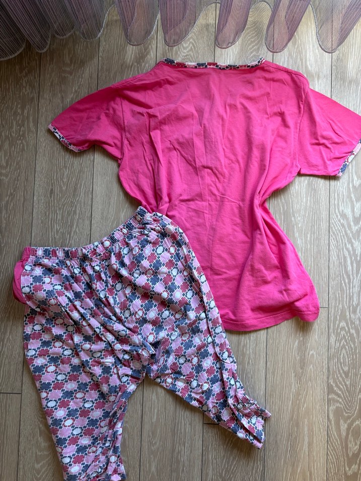 Renkli Desenli Kadın Kısa Kollu Pijama Takımı - Görsel 4