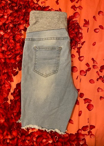 Gri Bantlı Hamile Kot Şort - Görsel 2