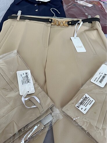 48 Beden camel Renk Etiketli pantolon