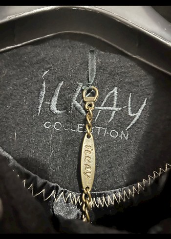 Siyah Uzun yün Kaban, Kürk Detaylı - Görsel 4