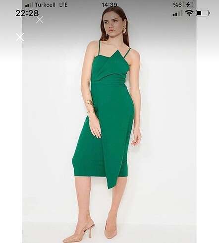 yeşil elbise