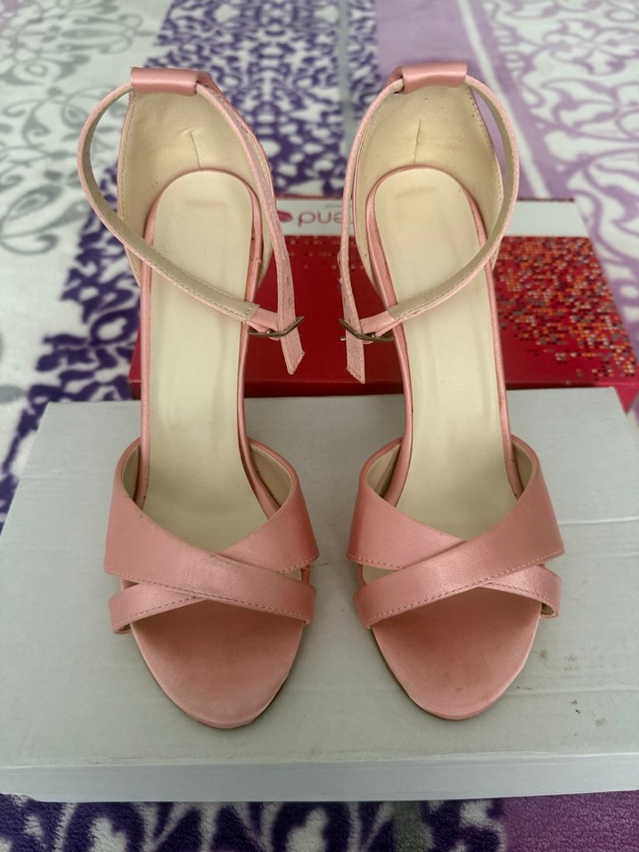 Pembe Saten Tokalı İnce Topuklu Kadın Ayakkabı - Görsel 2